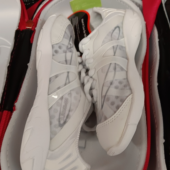 Nfinity the official shoes of Cheerleader - Picture 6 of 10